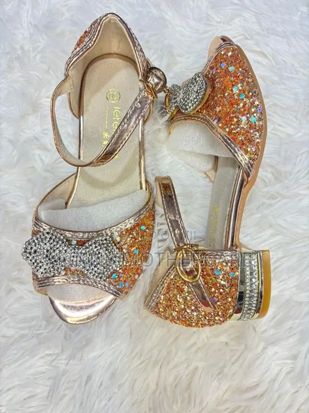 Princess Crystal Shoes for Girls · Photo 4
