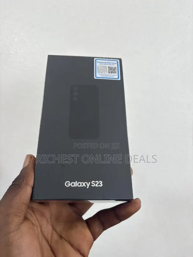 New Samsung Galaxy S23 256 GB Black · Photo 1