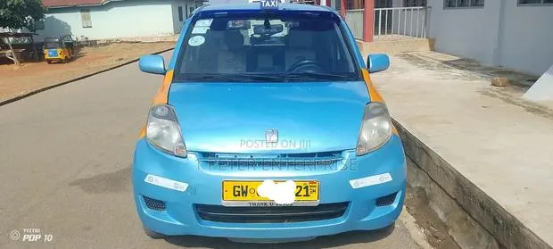Toyota HiAce 2011 Blue · Photo 1