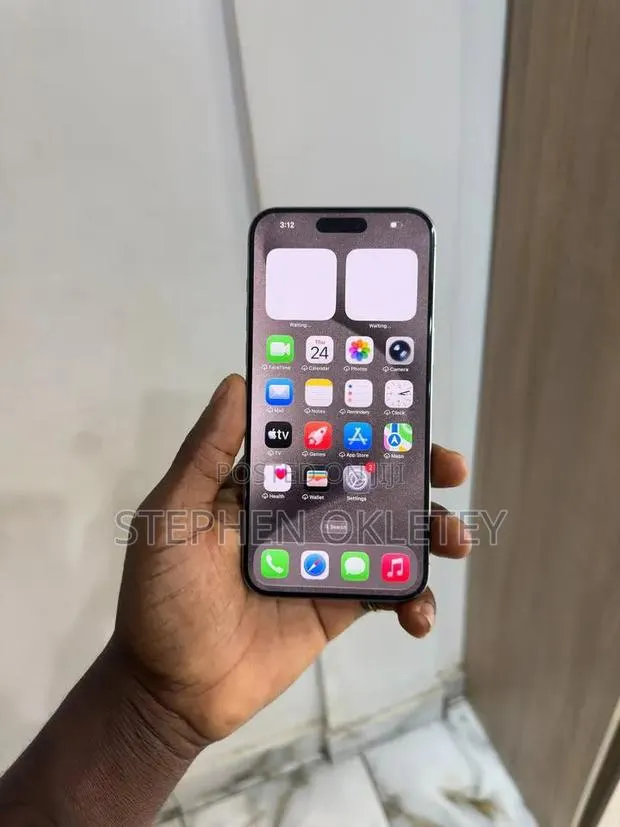 Apple iPhone 15 Pro Max 512 GB Silver · Photo 1
