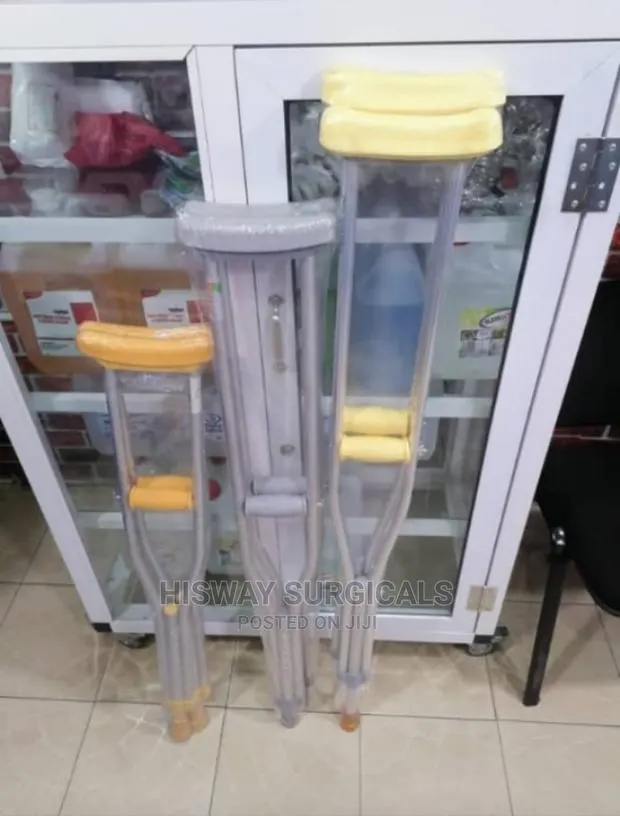 Hand Crutches · Photo 1