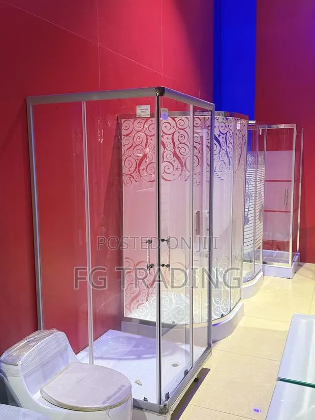 Shower Cubicle - Bathroom Glass Partition · Photo 1