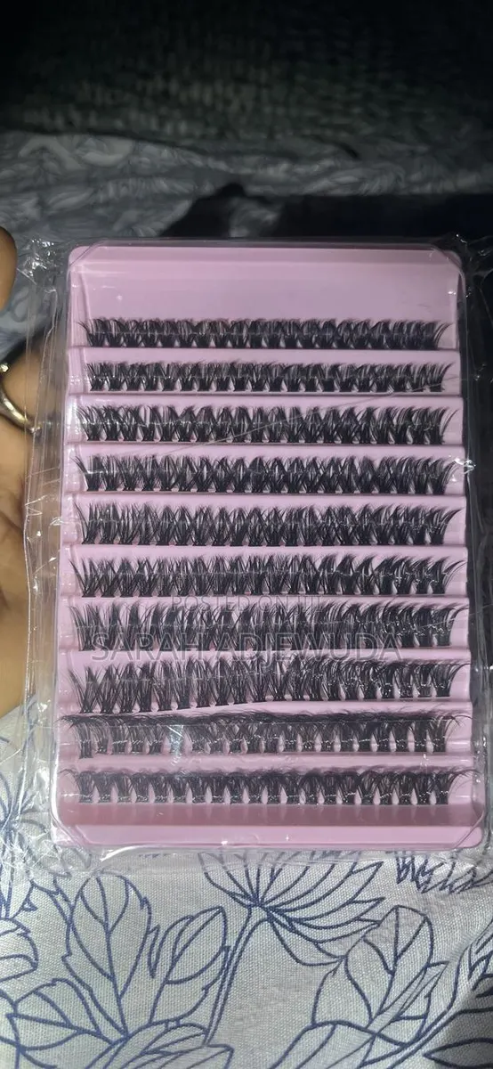 Dollhouselashes · Photo 1