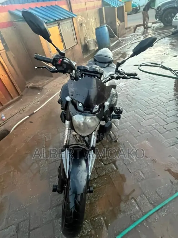 Yamaha MT-07 2018 Black · Photo 1