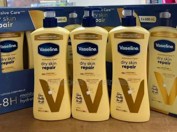 Vaseline Intensive Care Dry Skin 48hr Moisture · Photo 1