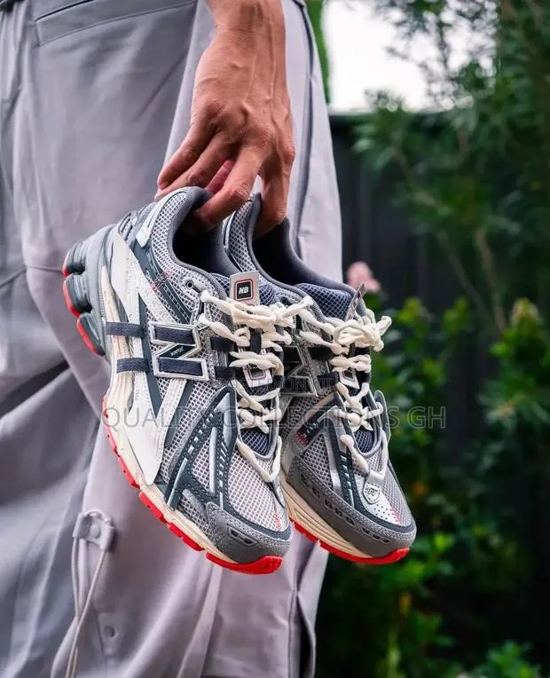 New Balance 1906ad · Photo 1