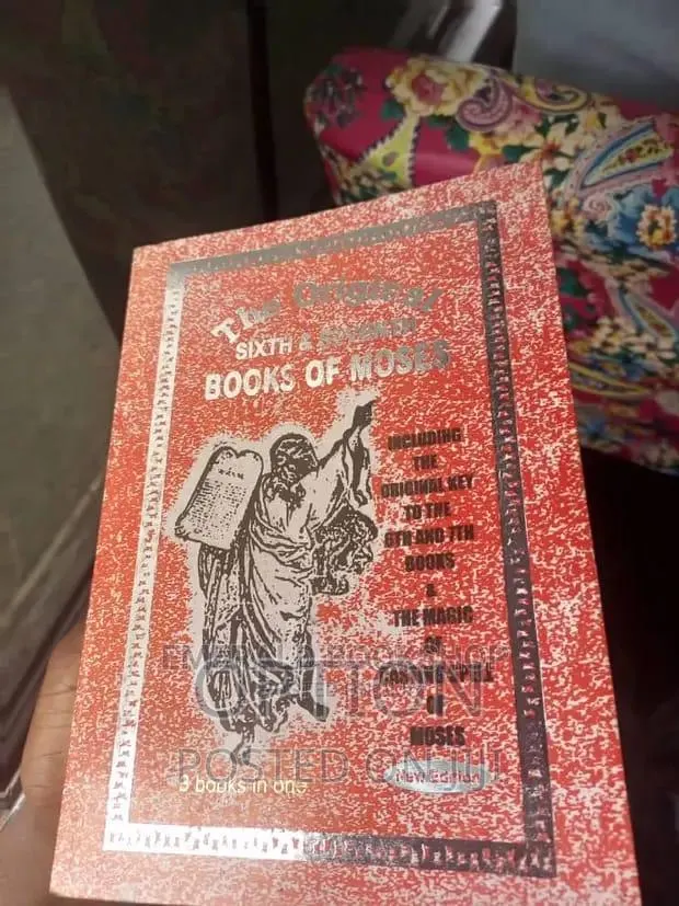 6 7 Books of Moses · Photo 1