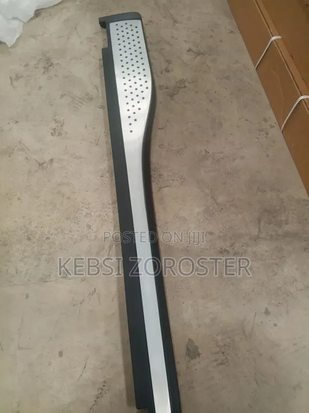 Honda CRV Side Steps for Sale · Photo 1