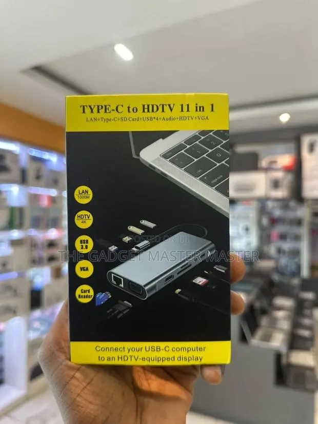 Type C to HDTV Multifunction 11 Port Dongle Adapter · Photo 1