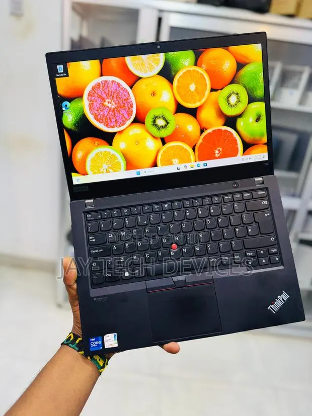 Laptop Lenovo ThinkPad T14 16GB Intel Core i7 SSD 512GB · Photo 1
