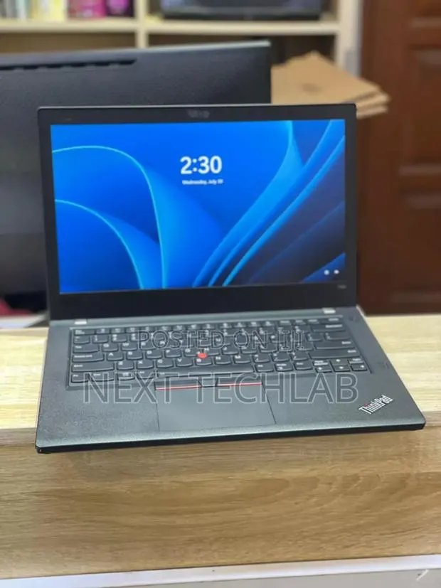 Laptop Lenovo ThinkPad T480 8GB Intel Core i5 HDD+SSD 256GB · Photo 1