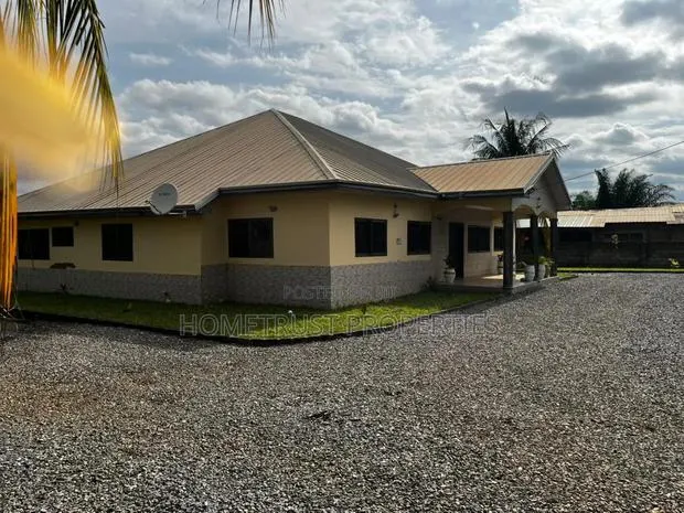 5bdrm House in Malejor for rent · Photo 1