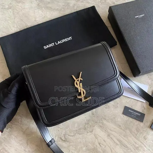 Saint Laurent Shoulder Bag · Photo 1