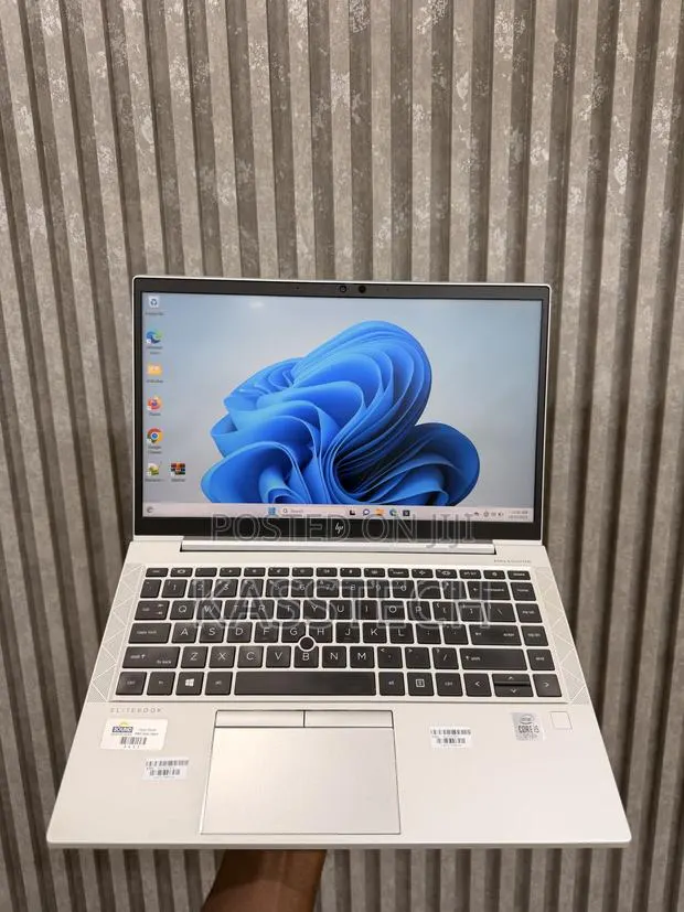 Laptop HP EliteBook 840 G7 16GB Intel Core i5 SSD 256GB · Photo 1
