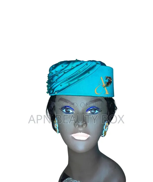 Zaracaps, Ruffled Headbands · Photo 1