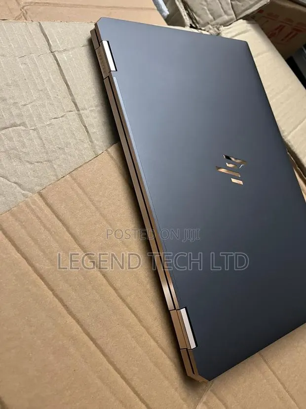Laptop HP Spectre 16GB Intel Core I7 SSD 512GB · Photo 1