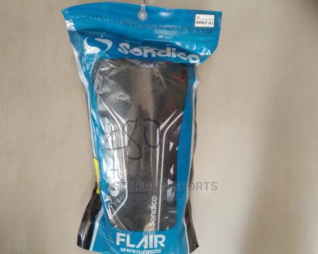 Football Shinguard Black Shin Guard Protection · Photo 1