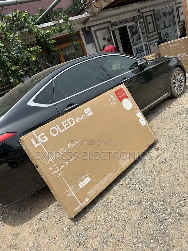 Slim Sleek Best LG OLED CS 65 Inch Smart TV 2022 OLED65CS6LA · Photo 1