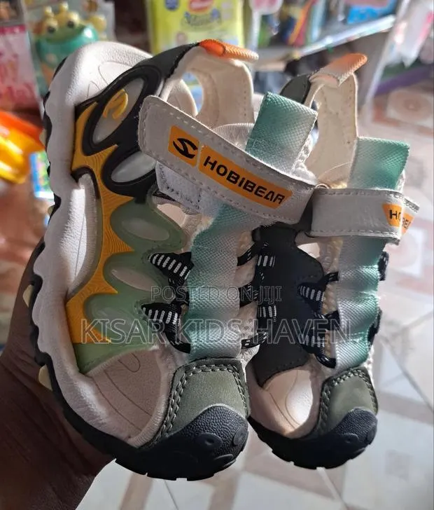 Durable Kids Sandals 4 Years · Photo 1