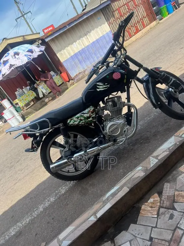 Royal RY125 2025 Black · Photo 1