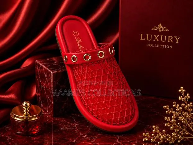 Luxury Women’s Mesh Comfort Slip-on Sandals/Fashion Casual Flat Slides · Photo 1