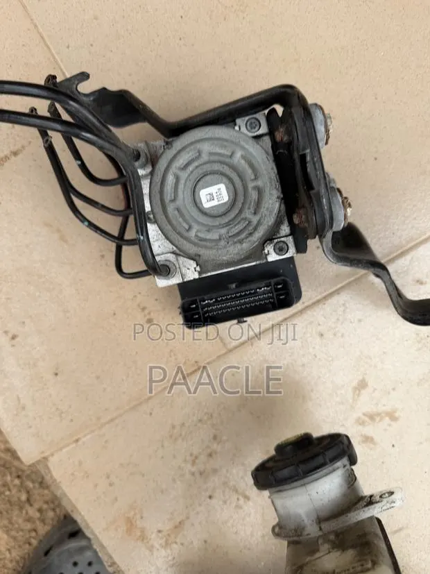 Honda Accord Abs Motor (2.0t and 1.5t) · Photo 1