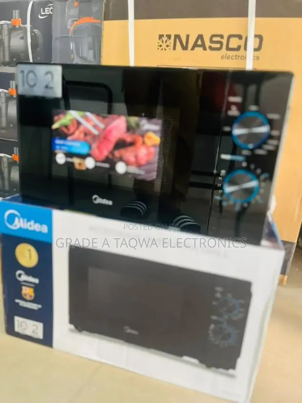 Media Microwave Oven With · Photo 1