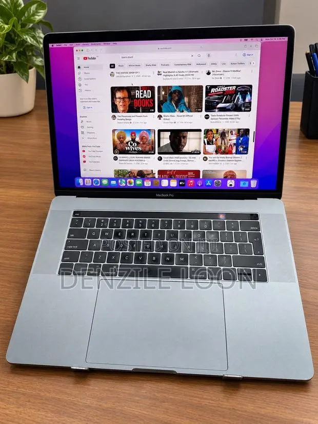 Laptop Apple MacBook 2016 16GB Intel Core i7 SSD 256GB · Photo 1