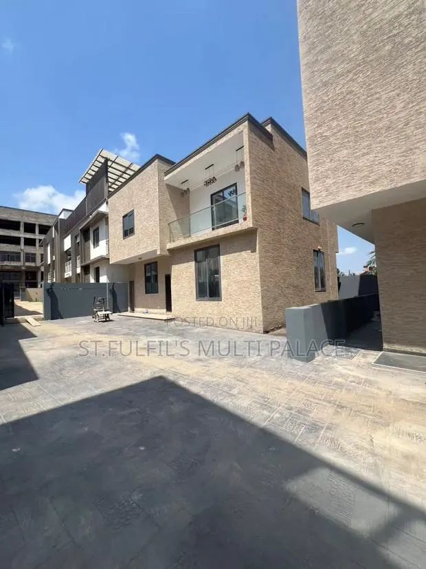 3bdrm Townhouse/Terrace in Madina Ritz Junction, SDA Area for sale · Photo 1