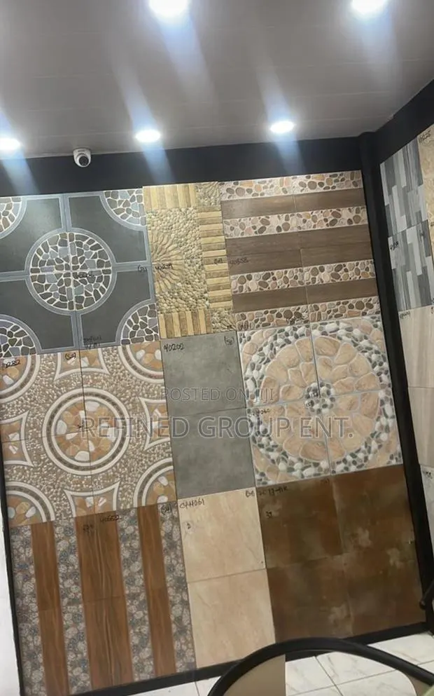 40/40cm Compound Tiles · Photo 1