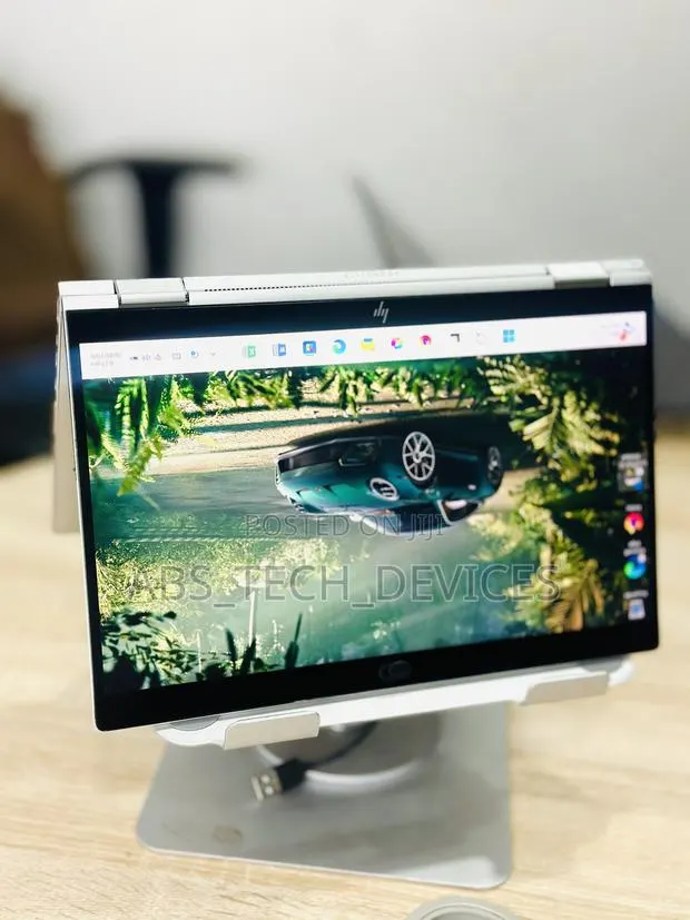 Laptop HP EliteBook X360 1030 G3 8GB Intel Core i5 SSD 256GB · Photo 1