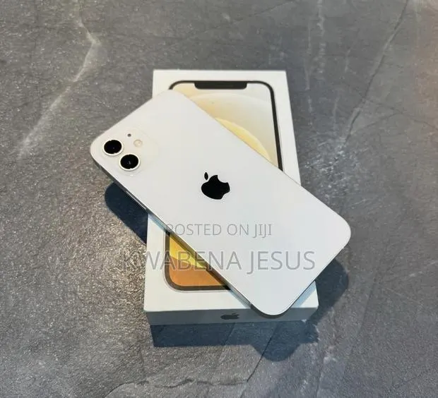 Apple iPhone 12 128 GB White · Photo 1