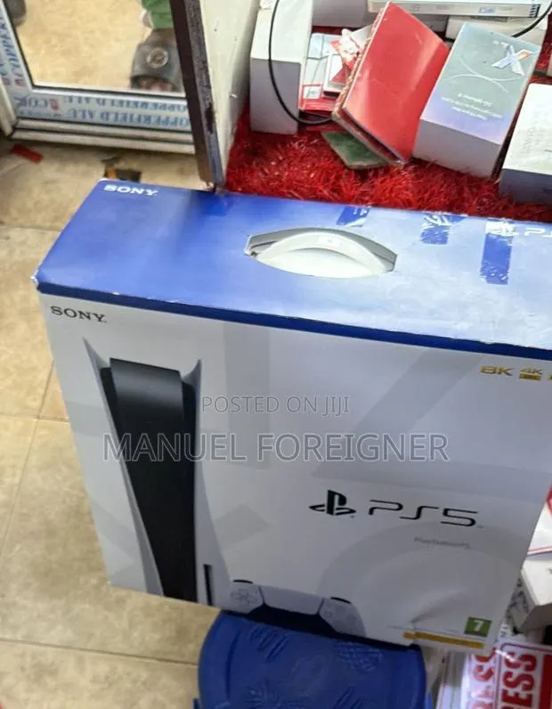 Ps5 Standard Brand New in Box · Photo 1