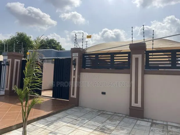 Furnished 3bdrm House in 12Th Hfc Estate, Spintex for rent · Photo 1