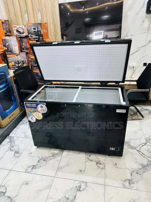 Ultra Modern Sleek Black Chest Freezer Nasco 400l · Photo 1