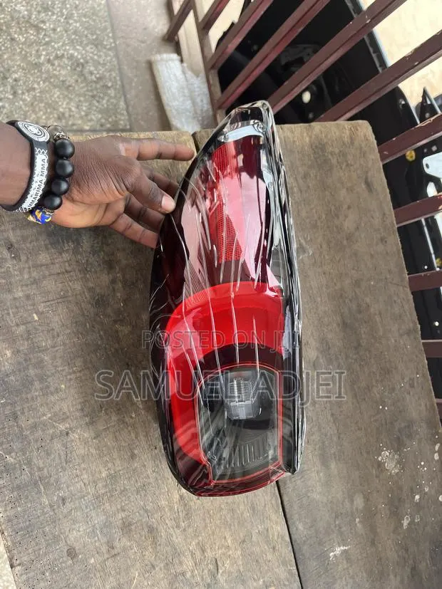 Mazda CX5 2022 to 2025 Tail Light Full LED /Touring. · Photo 4