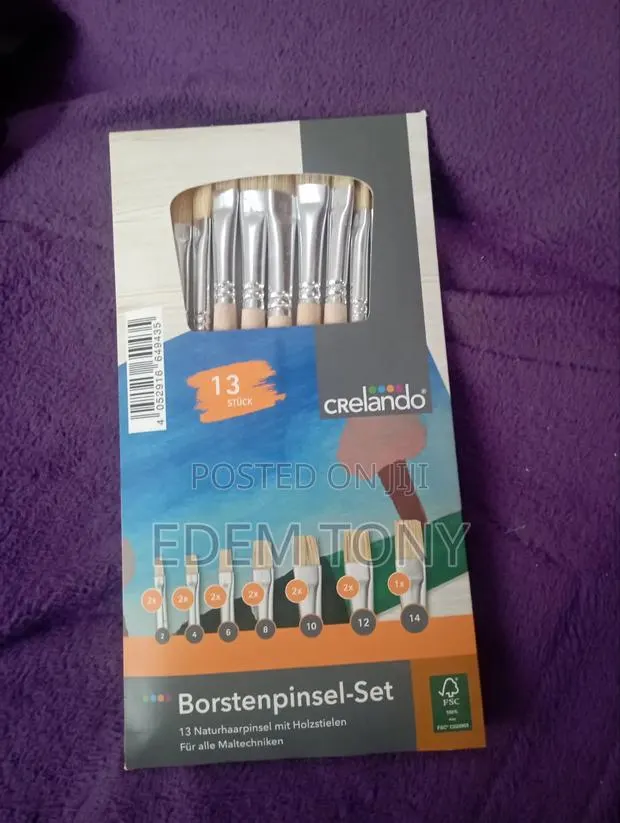 Set of 13 Natural Bristle Brushes From Crelando · Photo 1