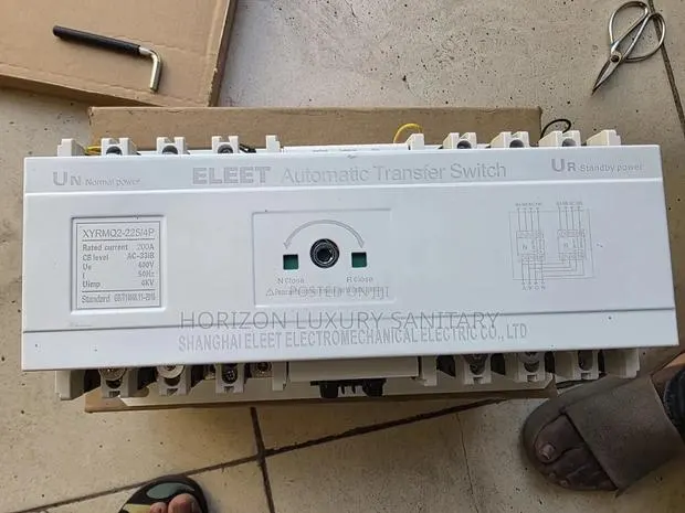 (Ats) Electrical Automatic Change Over Transfer Switch 4pole 200amps · Photo 1