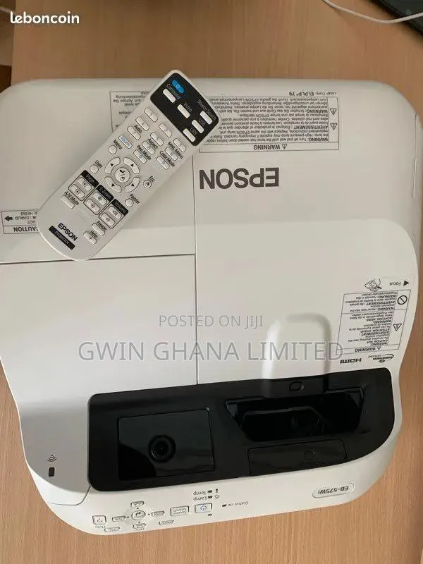 Epson Brightlink 575wi Short Throw Projector · Photo 1