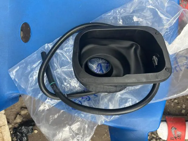 Honda CRV 2023 Fuel Filler Housing · Photo 1