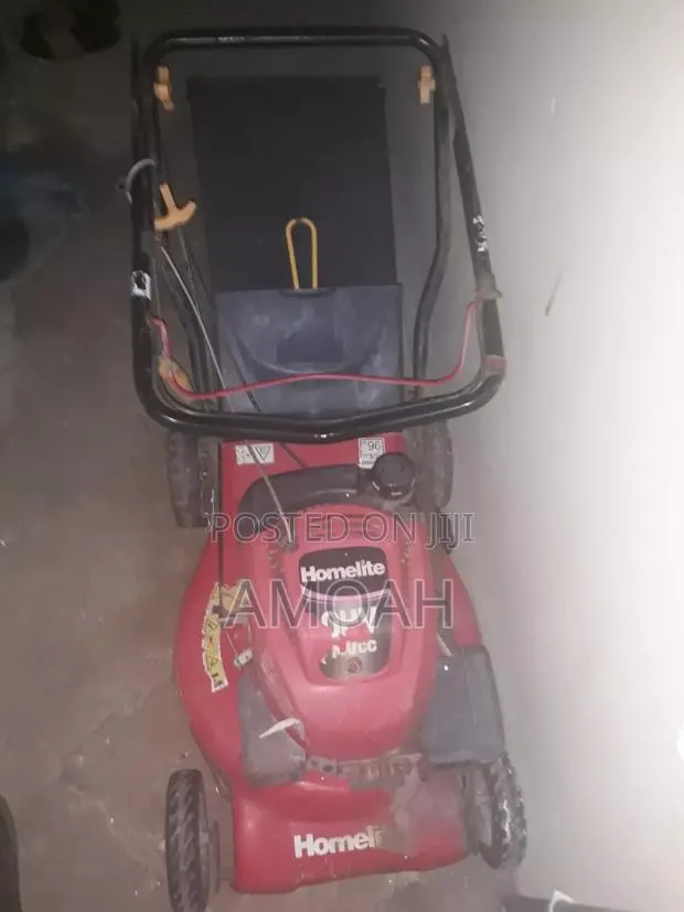 Selling Mowa Machine · Photo 1
