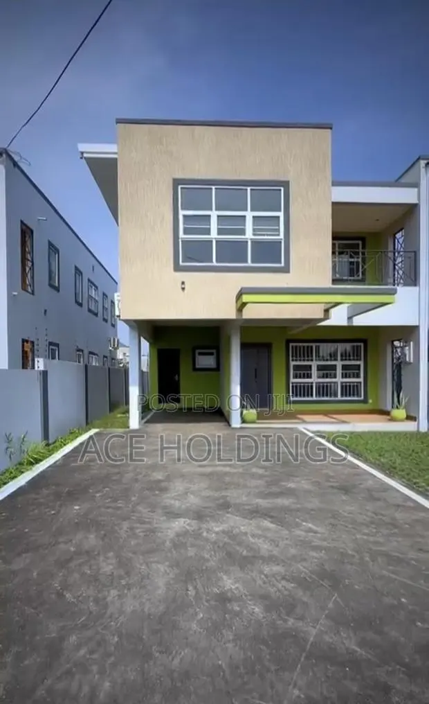 4bdrm House in Lakeside for sale · Photo 1