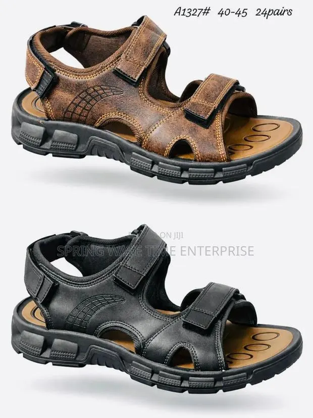 Unisex School Sandals · Photo 1