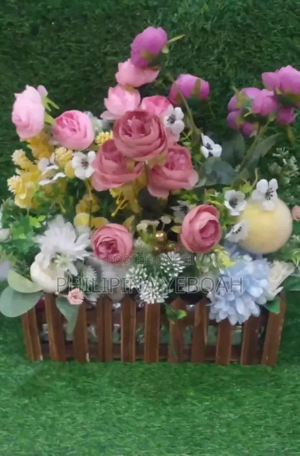 Center Piece · Photo 1