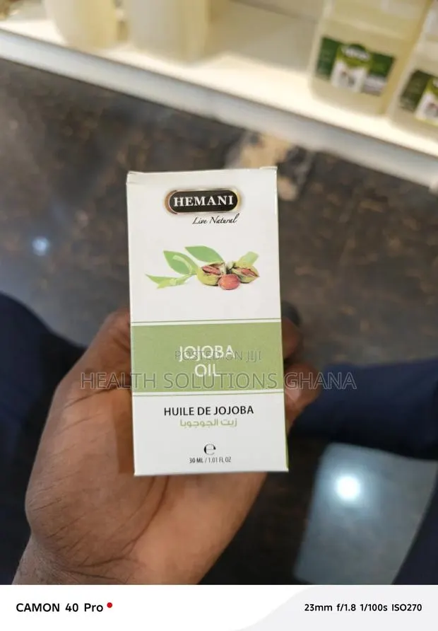 Jojoba Oil 30ml for Natural Moisture Beauty Care Support · Photo 1