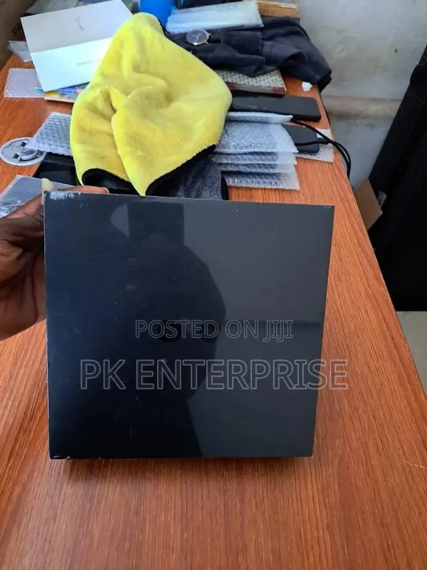 New Xiaomi 17 Ultra 512 GB Black · Photo 1