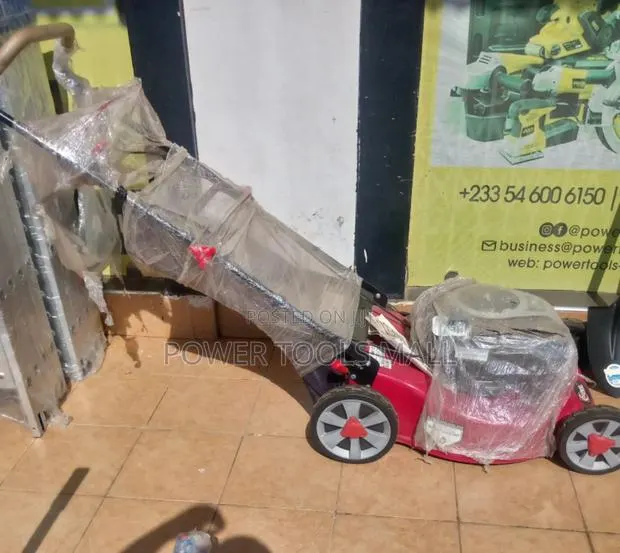 6.5 Horse Power Lawn Mower · Photo 1