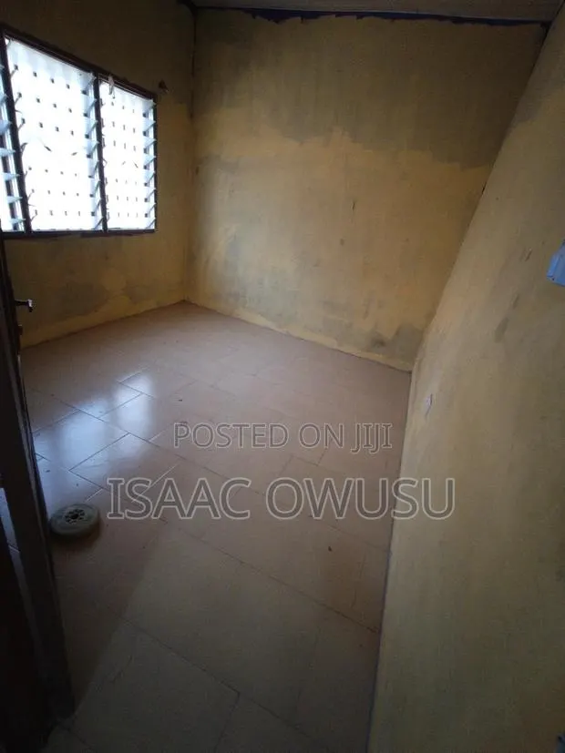 2bdrm Apartment in Dansoman for rent · Photo 3