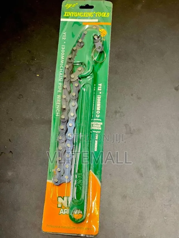 Y12'' Chain Pipe Wrench · Photo 1