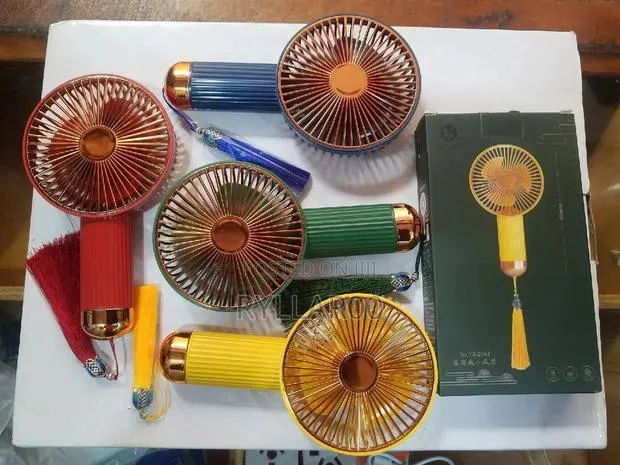 Bridal Hand Fan · Photo 1